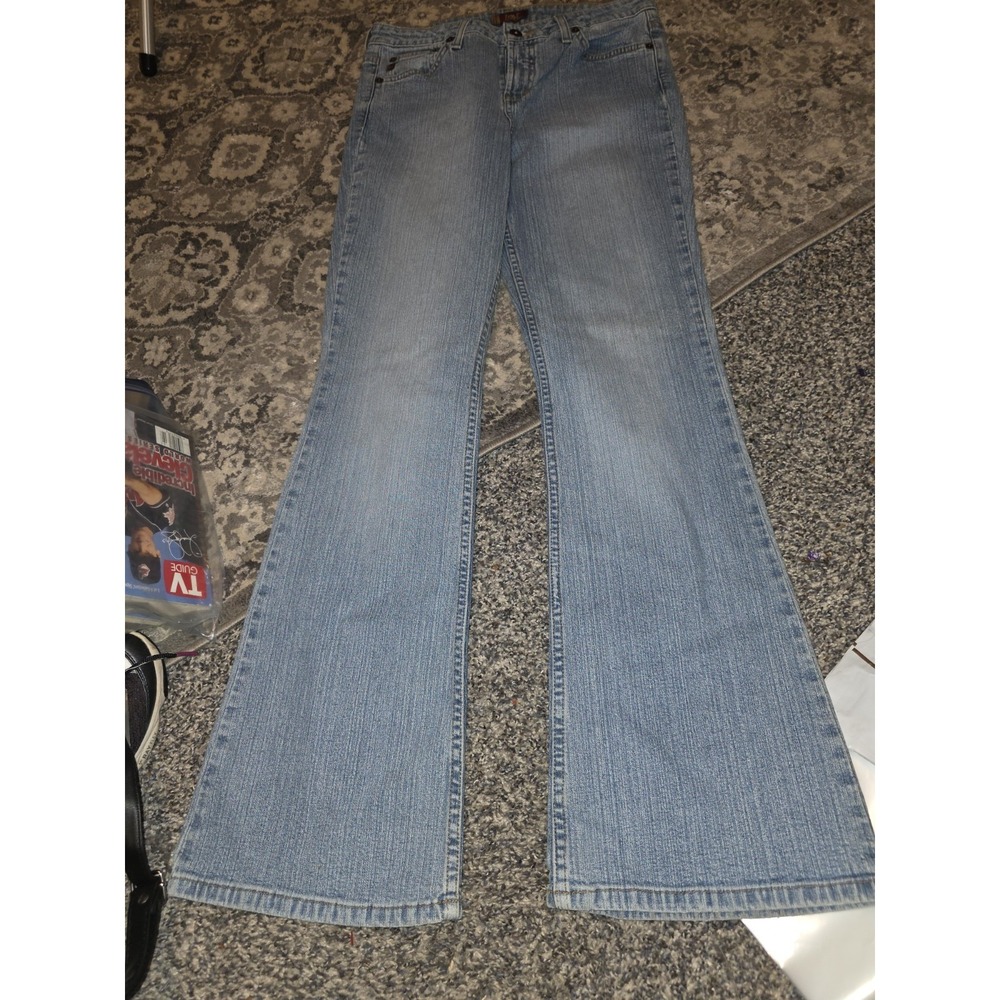 lei jeans size 13 Flare Legs Vintage. 15" Waist, ‎ 10" Rise, 31 Inseam.